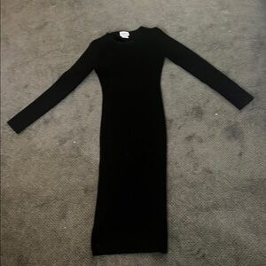 Chic Long Sleeve Black Dress